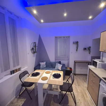 Double En Face A Face Apartment *